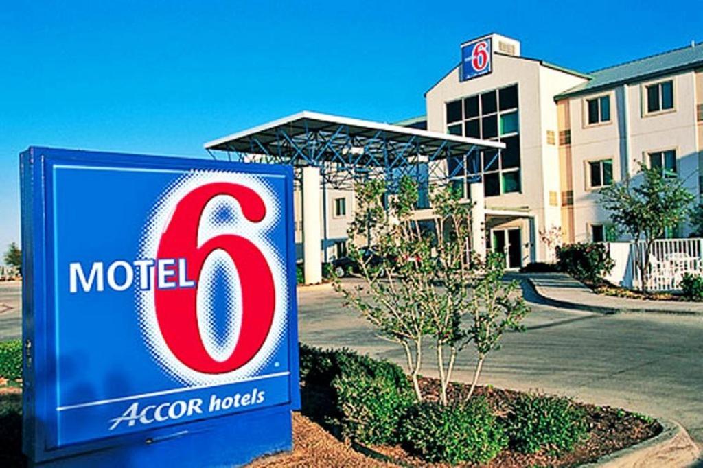 Motel 6-Portland, Or - 그레셤 외부 사진