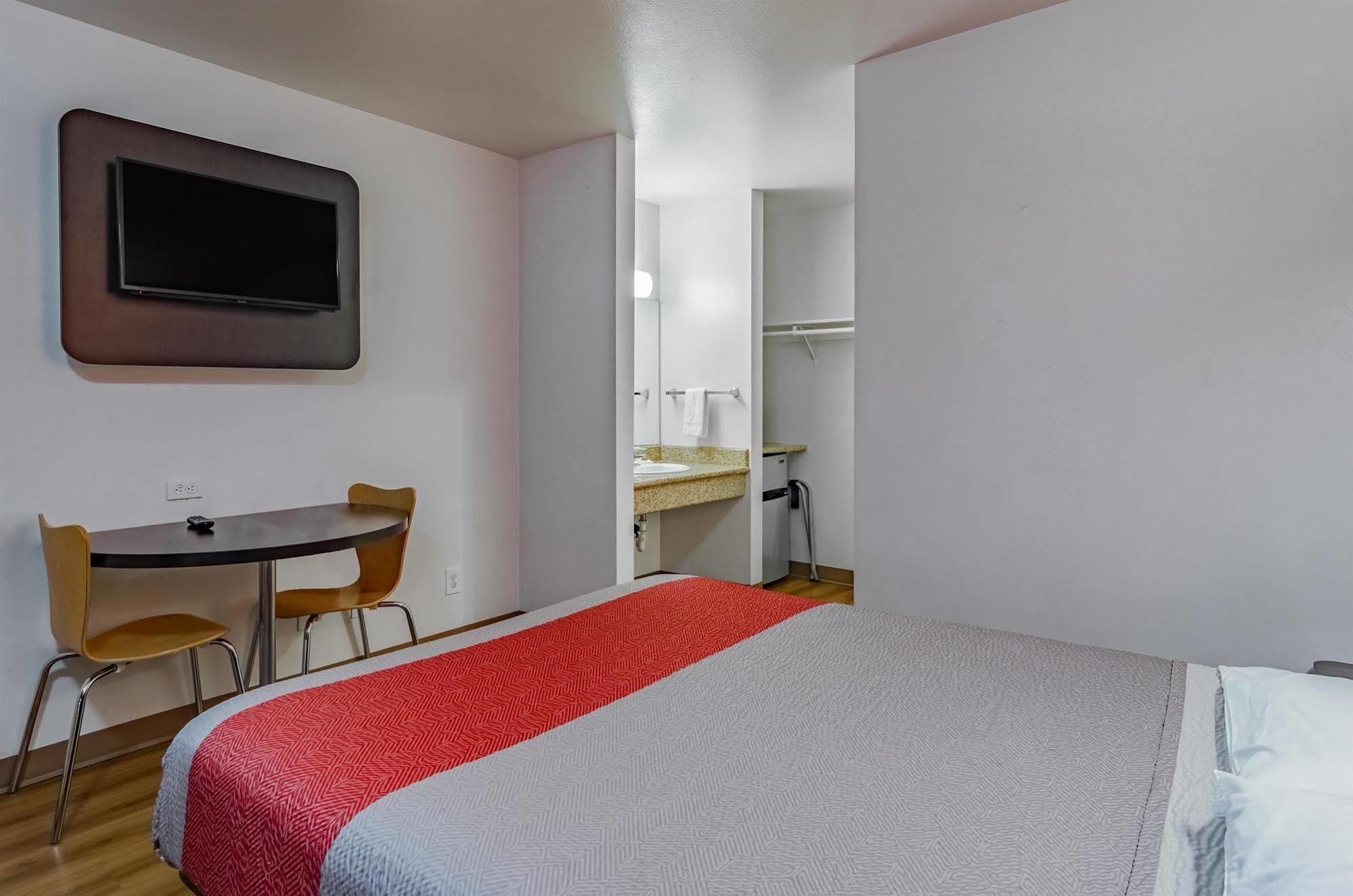 Motel 6-Portland, Or - 그레셤 외부 사진
